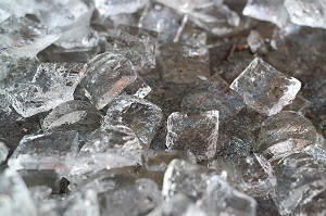 ice-cubes-1194502_640